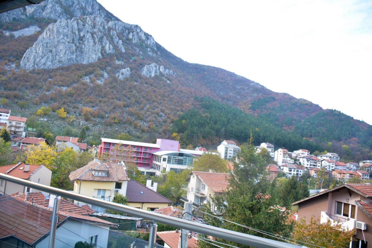 Раде 3-Враца Vratsa 外观 照片